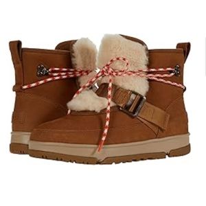 UGG, Classic Weather Hiker Chestnut 9.5